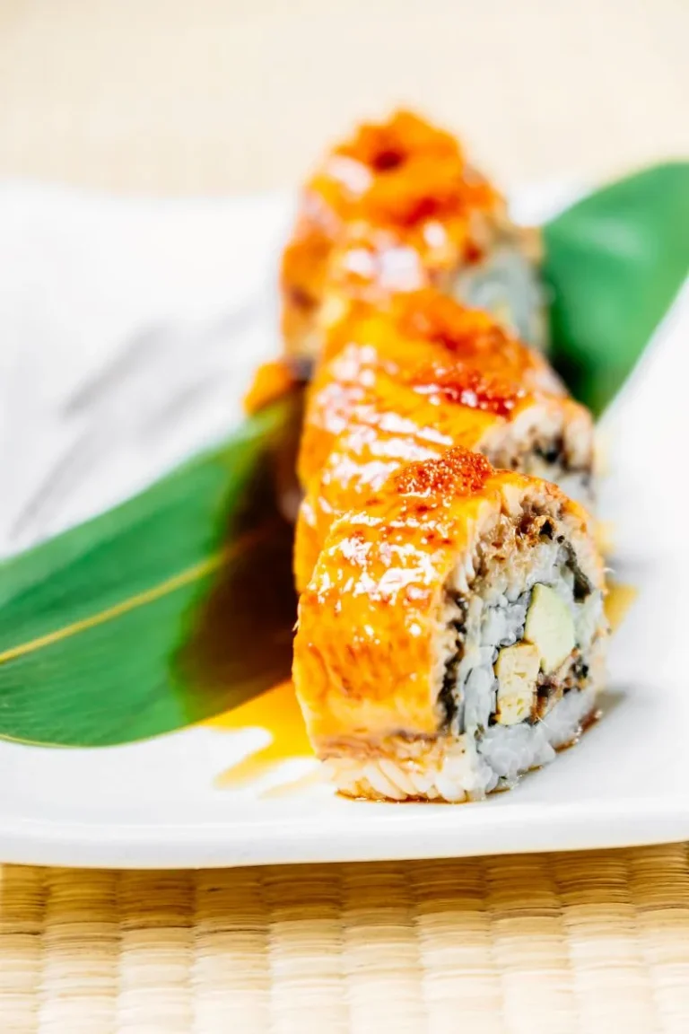eel sushi rolls